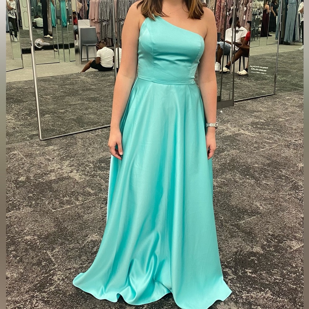 David’s bridal Bridesmaid/ formal dress